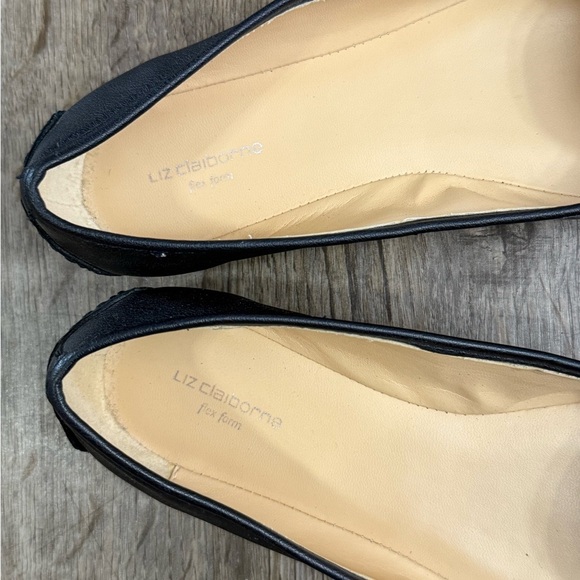 Liz Claiborne • Navy Selma Flex Form Comfort Ballet Flats - Picture 4 of 8